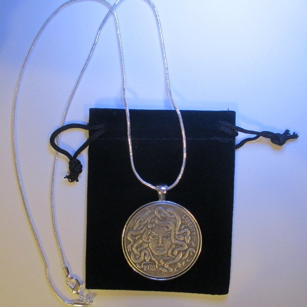 Coin/Pendant- MEDUSA - Fantasy Coin! Necklace - Picture 7 of 7